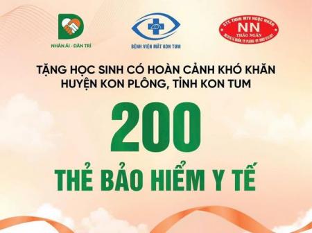 Trao Tặng 200 Thẻ BHYT Cho Học Sinh Vùng Sâu: Nâng Bước Đến Trường, Bảo Vệ Tương Lai