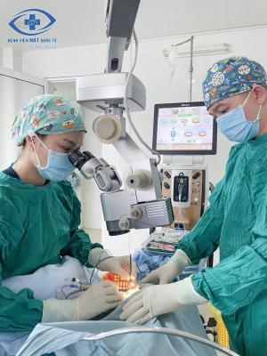Những lưu ý sau khi phẫu thuật đục thủy tinh thể